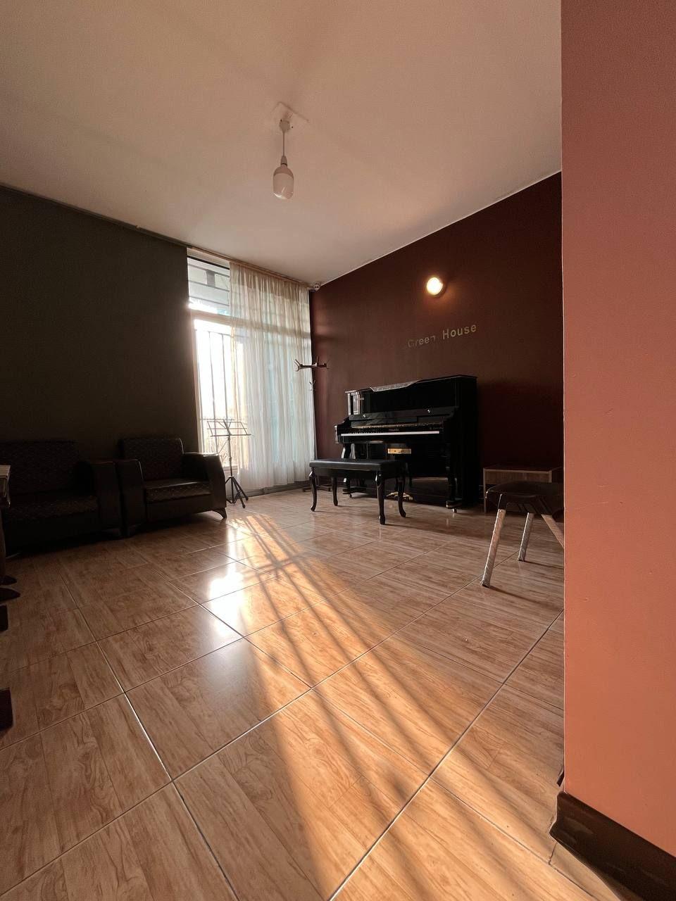 موسسه هنری خانه سبز | موسسه هنری خانه سبز