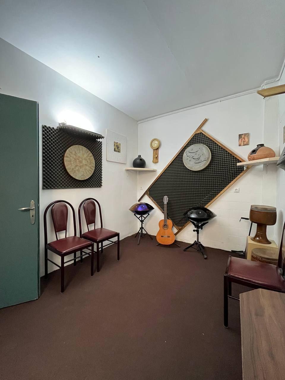 موسسه هنری خانه سبز | آموزش تخصصی و مرحله‌به‌مرحله